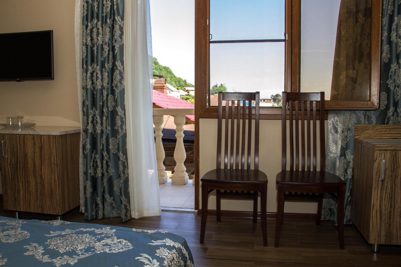 Hotel San Arda ガグラ エクステリア 写真