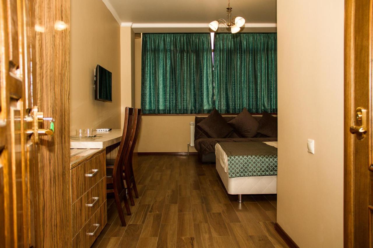 Hotel San Arda ガグラ エクステリア 写真